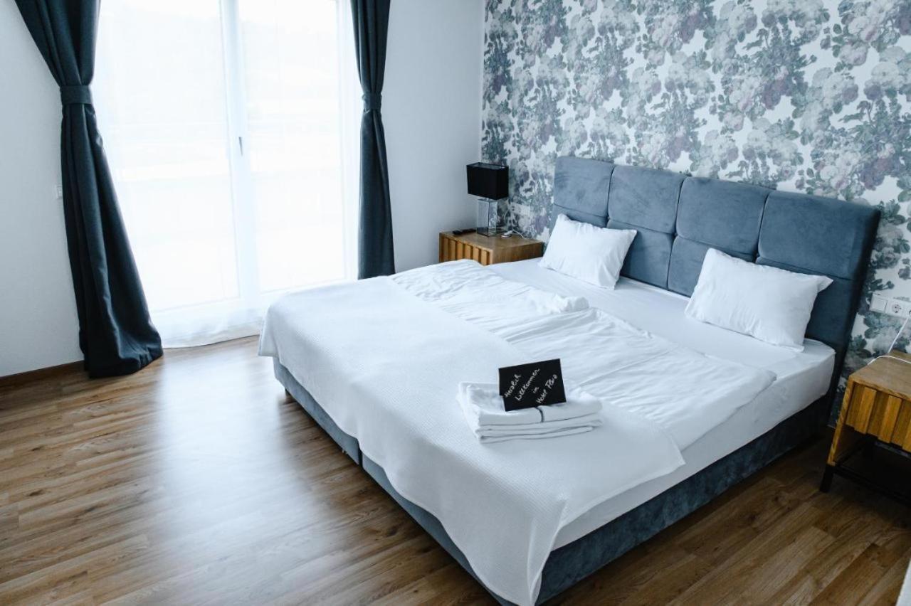 Hotel Flora Schwaebisch Gmuend Luaran gambar